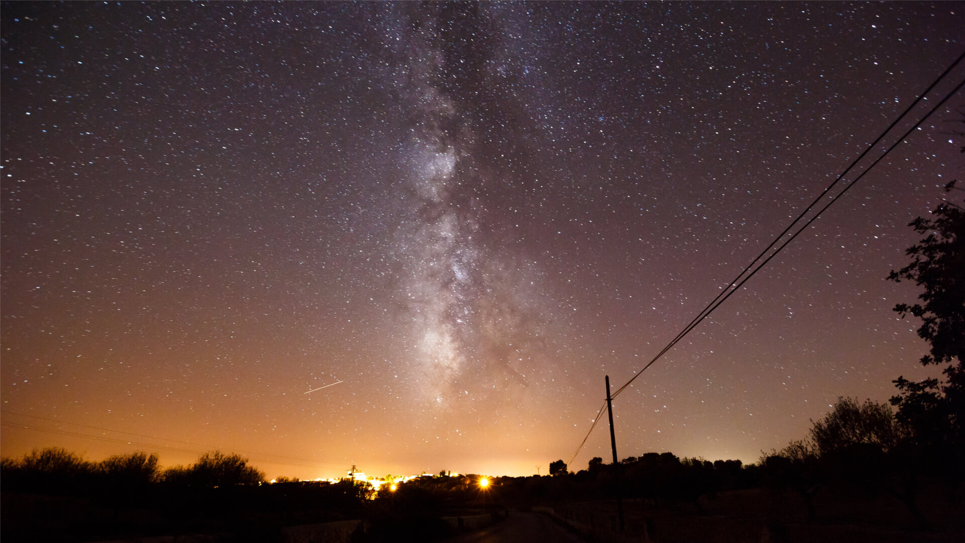 Stargazing mallorca wonderful night heavens over road mallorca